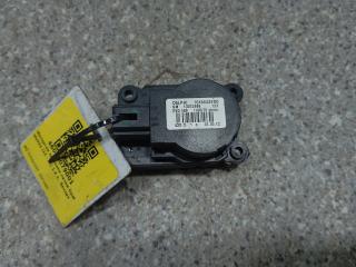 моторчик заслонки печки Opel Mokka 1 поколение (2012 - 2015), 1.4 л., бензин, полный привод, 16456433R0, 13372986