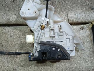 замок двери задней правой Volkswagen Passat B6 (2005 - 2010), седан