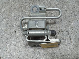 петля двери Volkswagen Passat B6 (2005 - 2010), седан