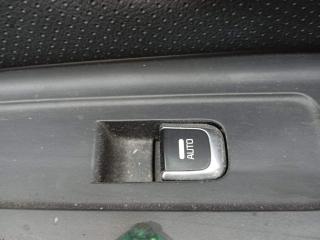 кнопка стеклоподъемника двери Kia Carens 3 поколение (2013 - 2019), минивэн