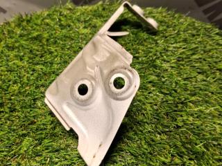 крепление ( кронштейн ) крыла BMW X4 G02 [рестайлинг] G02 2024, 2.0 л., B46 B20 B, бензин, АКПП, a96, внедорожник 5 дв., полный привод, 41357475798, 7475798, 7400220