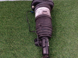 пневмостойка задняя BMW X7 G07 2021, 4.4 л., N63B44D, бензин, АКПП, c27 arktis-grau brillanteffekt, внедорожник 5 дв., полный привод, 37106869040, 6869040