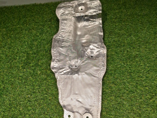 тепловой экран моторного отсека BMW 5 серия G60/G61 2024, 2.0 л., b48b20s, бензин, АКПП, с4а, седан, полный привод, 51487340210, 7340210