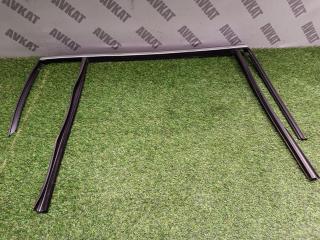 направляющая стекла задней левой BMW X7 G07 [рестайлинг] G07 2023, 3.0 л., B58B30P, бензин, a96, внедорожник 5 дв., полный привод, 51357431135, 7431135, 51357444111, 7444111