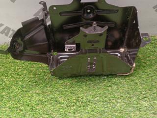 кронштейн ящика акб BMW 4 серия G22/G23 G22 2021, 2.0 л., B46 B20 B, бензин, АКПП, c31(portimao blau metallic), купе, полный привод, 6826110, 61216826110, 61216832935, 6832935