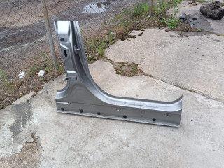 порог правый BMW X4 M F98 2021, 3.0 л., s58b30a, бензин, АКПП, donington-grau metallic (c28), внедорожник 5 дв.