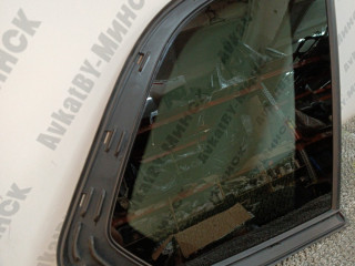 стекло кузовное боковое правое BMW X5 G05 [рестайлинг] G05 2024, 3.0 л., B58B30P, бензин, АКПП, a300, внедорожник 5 дв., полный привод, 51377444078, 7444078