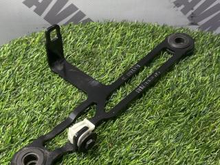 кронштейн радиатора BMW X7 G07 [рестайлинг] G07 2024, 3.0 л., B58B30P, бензин, АКПП, карбон шварц 416, полный привод, 7421776, 51647421776