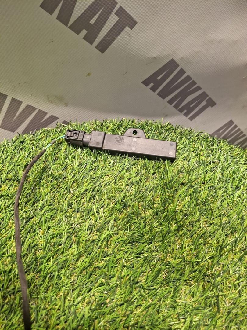 Антенна системы комфортного доступа BMW X7 G07 2022, 3.0 л., B58B30C, бензин, АКПП, a96, внедорожник 5 дв., полный привод, 65206832066, 6832066 - фото №1