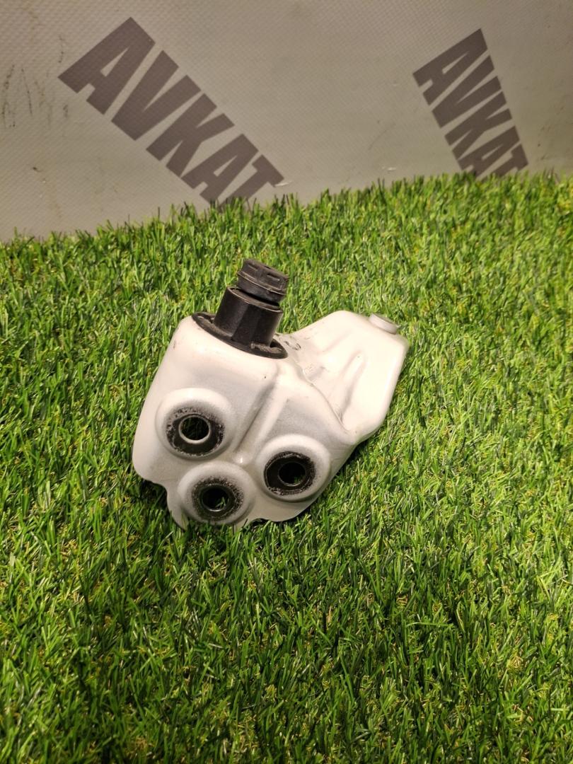 крепление ( кронштейн ) крыла BMW X7 G07 2022, 3.0 л., B58B30C, бензин, АКПП, a96, внедорожник 5 дв., полный привод, 41007497292, 7497292, 7451726 - фото №1