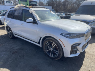 BMW X7 G07