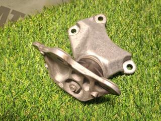 кронштейн глушителя BMW X5 G05 2019, 3.0 л., B58B30C, бензин, 475, внедорожник 5 дв., полный привод, правый руль, 22326861570, 6861570, 22326861571, 6861571