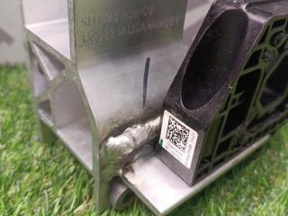 кронштейн радиатора BMW X7 G07 [рестайлинг] G07 2023, 3.0 л., B58B30P, бензин, a96, внедорожник 5 дв., полный привод, 17118642754, 8642754, 7421636, 51117421636