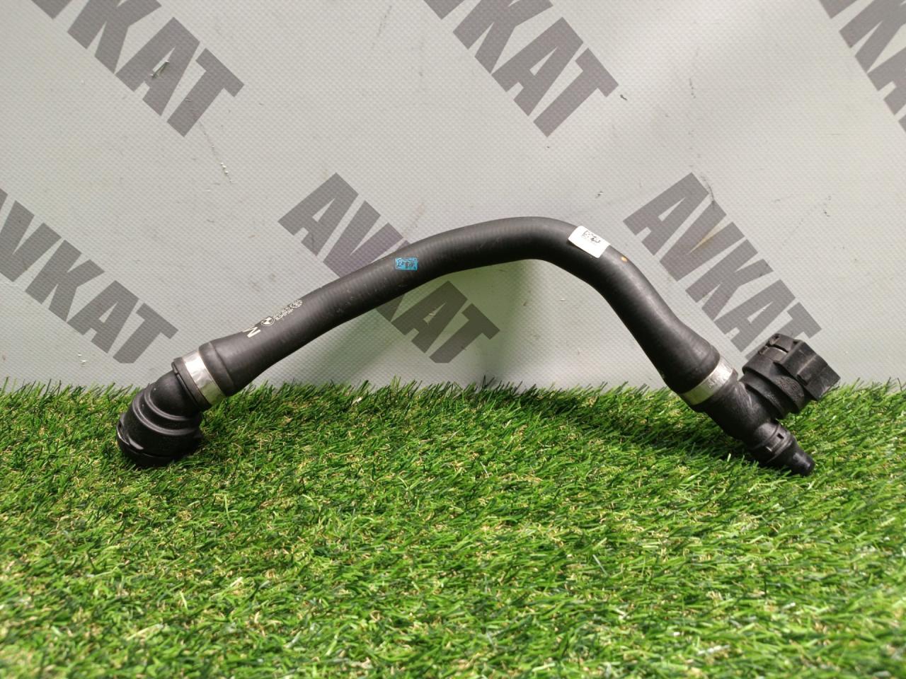 патрубок радиатора BMW 5 серия G60/G61 2024, 2.0 л., b48b20s, бензин, АКПП, с4а, седан, полный привод, 9845821, 17129845821 - фото №1