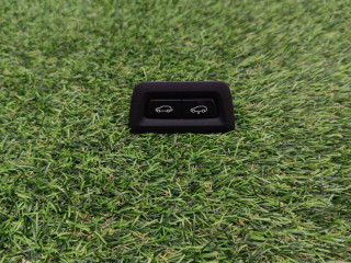 кнопка открытия багажника BMW X7 G07 2019, 3.0 л., B58B30C, бензин, c1m, внедорожник 5 дв., полный привод, 61319860974, 9860974