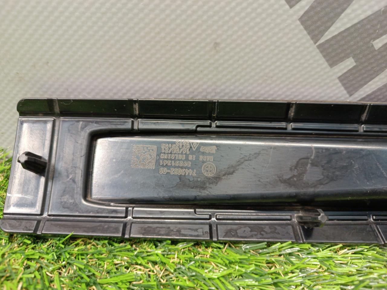 фонарь освещения пространства для ног BMW X7 G07 2022, 3.0 л., B58B30C, бензин, АКПП, a96, внедорожник 5 дв., полный привод, 7946664, 63147946664, 7445032, 63147946674, 7946674 - фото №1