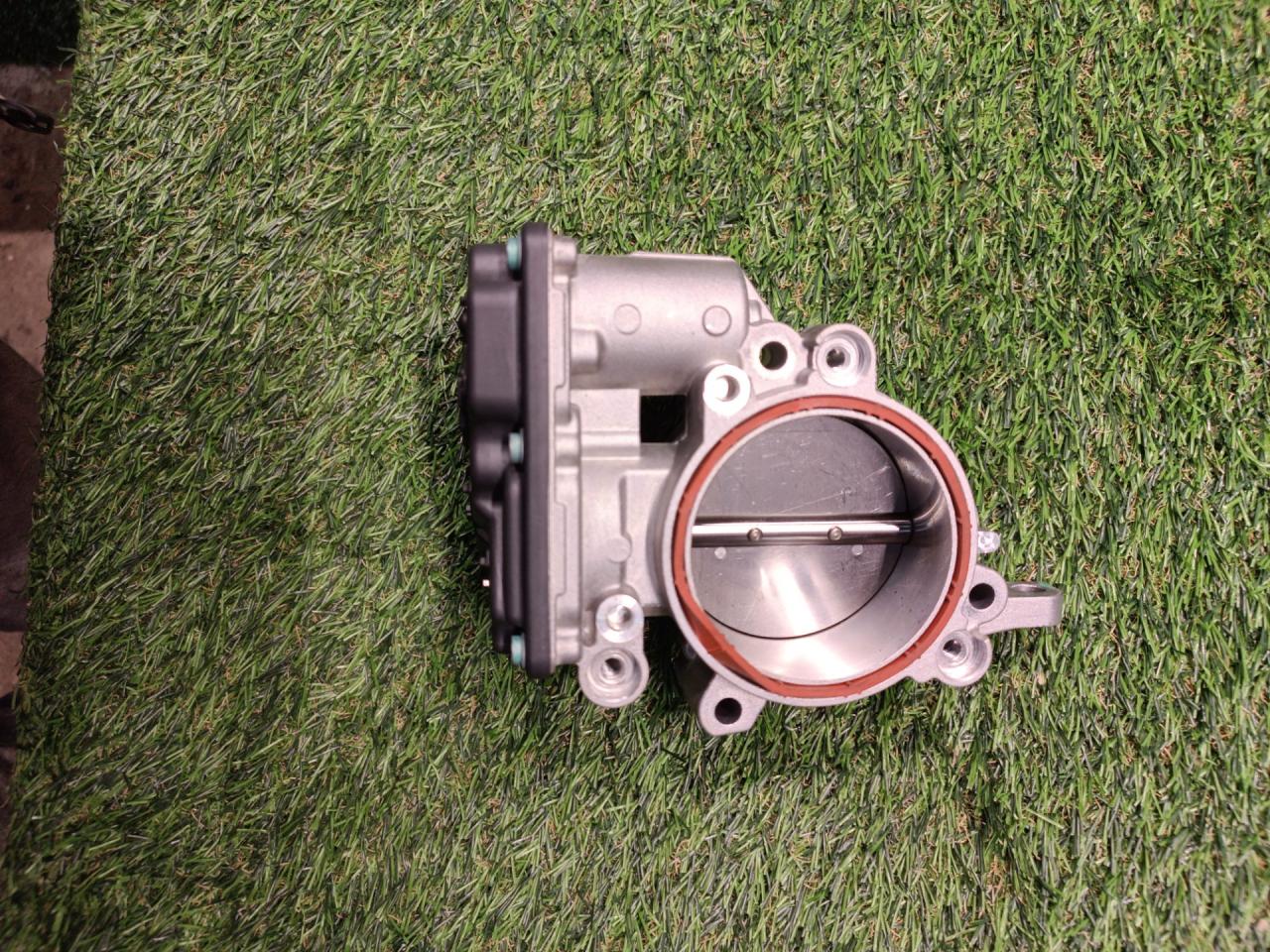 заслонка дроссельная BMW 5 серия G60/G61 2024, 2.0 л., b48b20s, бензин, АКПП, с4а, седан, полный привод, 13548601651, 8601651 - фото №1