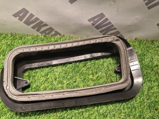 планка под капот BMW X7 G07 [рестайлинг] G07 2023, 3.0 л., B58B30P, бензин, a96, внедорожник 5 дв., полный привод, 64319389366, 9389366