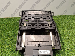 вещевой ящик центральной консоли BMW X7 G07 2019, 3.0 л., B58B30C, бензин, c1m, внедорожник 5 дв., полный привод, 51166810497, 6810497