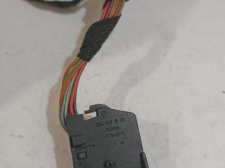 разъем (фишка) проводки Mercedes-Benz E-Класс W211/S211 [рестайлинг] W211 2007, 2.1 л., OM 646.701, дизель, АКПП, седан, 0525451030