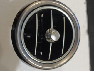 дефлектор обдува салона Mercedes-Benz GLC-Класс X253/C253 2018, 2.1 л., OM 651.921, дизель, АКПП, черный, A2058304604