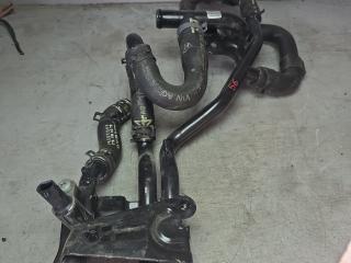 трубка охлаждающей жидкости Volkswagen Multivan T6 [рестайлинг] 2021, 2.0 л., дизель, АКПП, белый, микроавтобус, передний привод, 7LA121065K, 7LA121058A, 7LA121058D, 7LA121096M