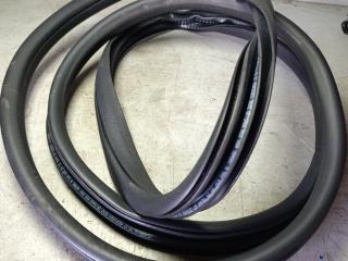 уплотнитель двери Mercedes-Benz GLE W166 2016, 3.0 л., OM 642.826, дизель, АКПП, A1666970151