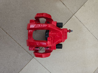 суппорт задний правый Mercedes-Benz M-Класс W164 2006, 3.0 л., OM 642.940, дизель, внедорожник 5 дв.