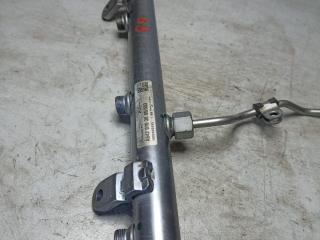 топливная рампа Mercedes-Benz GLS-Класс X166 2018, 3.0 л., OM 642.826, дизель, АКПП, синий, внедорожник 5 дв., полный привод, правый руль, A6420703095, A0061537828