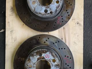 диски тормозные (комплект) Mercedes-Benz C-Класс W204 [рестайлинг] C204 2011, 2.1 л., OM 651.911, дизель, АКПП, серебристый, седан, задний привод, A2044212812, A2044210912, A2044213612