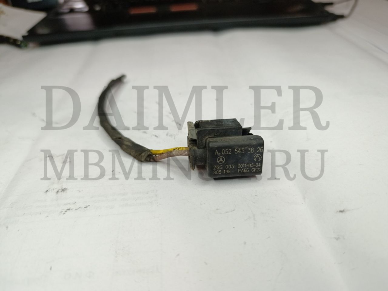 разъем (фишка) проводки Mercedes-Benz E-Класс W212/S212/C207/A207 W212 2012, АКПП, седан, A0525453826 - фото №1