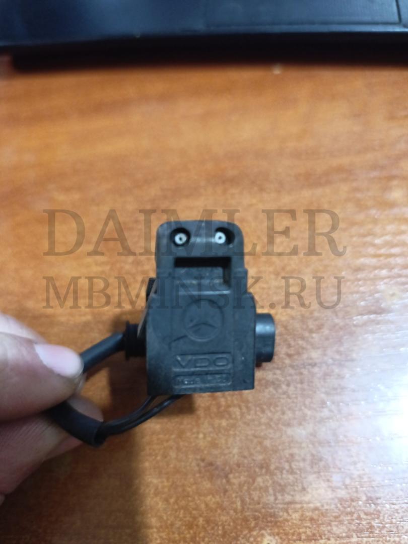 форсунка омывателя лобового стекла Mercedes-Benz E-Класс W211/S211 2005 - фото №1