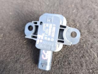 датчик удара Mercedes-Benz GLE W166 2016, 3.0 л., OM 642.826, дизель, АКПП, A1668210351