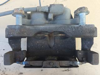 суппорт передний правый Mercedes-Benz GLE W166 2016, 3.0 л., OM 642.826, дизель, АКПП