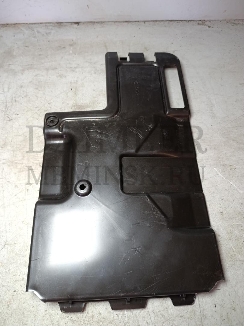 крышка аккумулятора Mercedes-Benz GLE W166 2016, 3.0 л., OM 642.826, дизель, АКПП, A1666840318 - фото №1