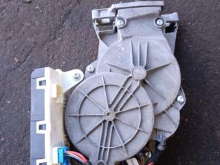 моторчик (насос) подъема крышки багажника (3-5 двери) Mercedes-Benz E-Класс W213/S213/C238/A238 S213 2017, 2.0 л., OM 654.920, дизель, универсал, A2139000500