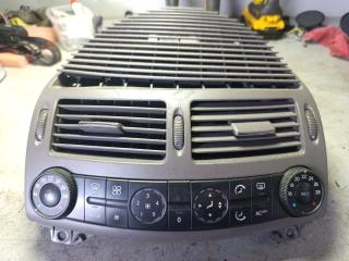 дефлектор обдува салона Mercedes-Benz E-Класс W211/S211 2004, A2118300054