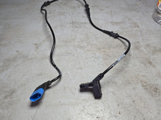 датчик износа тормозных колодок передний правый Mercedes-Benz E-Класс W213/S213/C238/A238 W213 2016, 2.0 л., OM 654.920, дизель, АКПП, черный., седан, задний привод, A2135402405