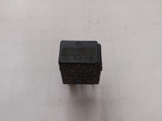 реле (прочие) Mercedes-Benz E-Класс W211/S211 [рестайлинг] 2008, 0025421119