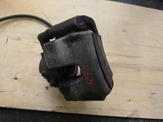 суппорт передний правый Mercedes-Benz C-Класс W204 [рестайлинг] C204 2011, 2.1 л., OM 651.911, дизель, АКПП, серебристый, седан, задний привод