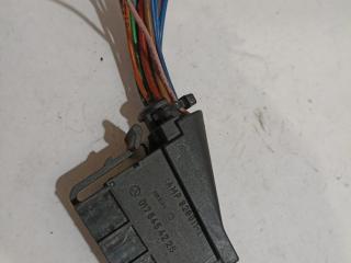 разъем (фишка) проводки Mercedes-Benz E-Класс W211/S211 [рестайлинг] W211 2007, 2.1 л., OM 646.701, дизель, АКПП, седан, 0175454228