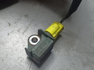 датчик удара Mercedes-Benz C-Класс W204 [рестайлинг] C204 2011, 2.1 л., OM 651.911, дизель, АКПП, серебристый, седан, задний привод, A1729056000