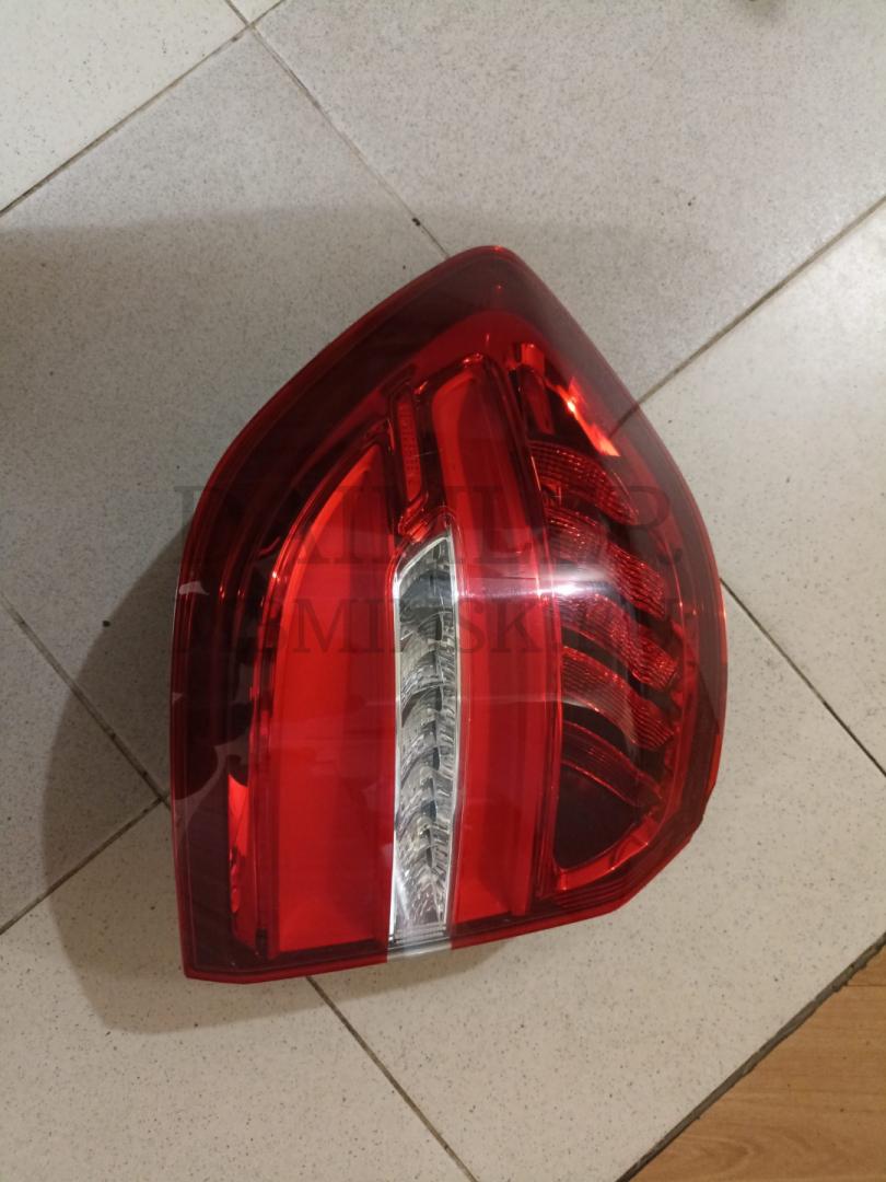 фонарь задний левый Mercedes-Benz GLS-Класс X166 2018, 3.0 л., OM 642.826, дизель, АКПП, синий, внедорожник 5 дв., полный привод, правый руль, A1669066102 - фото №1