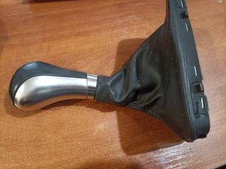 ручка кулисы КПП Mercedes-Benz C-Класс W204 [рестайлинг] C204 2011, 2.1 л., OM 651.911, дизель, АКПП, серебристый, седан, задний привод, A2042677710