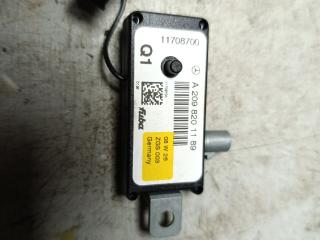 усилитель антенны Mercedes-Benz CLK-Класс C209/A209 [рестайлинг] 2007, 3.2 л., M 112.955, бензин, кабриолет, A2098201189