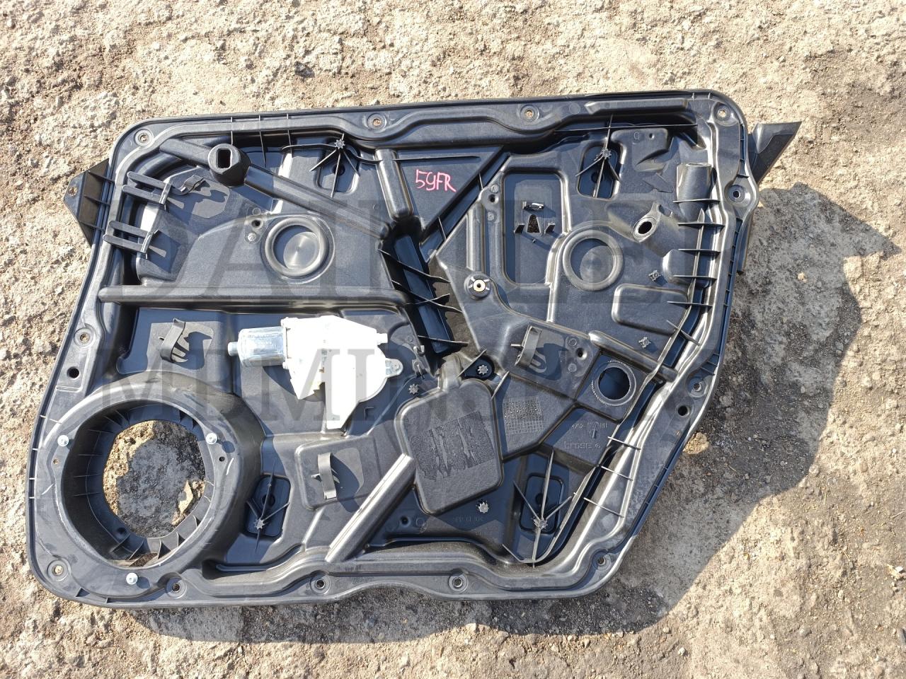 стеклоподъемник передний правый Mercedes-Benz GLE W166 2016, 3.0 л., OM 642.826, дизель, АКПП, A1667201202 - фото №1