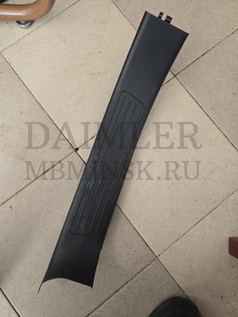 накладка на порог внутренняя Mercedes-Benz GLE W166 2016, 3.0 л., OM 642.826, дизель, АКПП, A1666800535, A1666800104 - фото №1