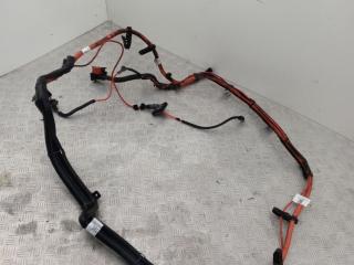 плюсовой провод аккумулятора BMW X5 E70 [рестайлинг] E70 2012, 3.0 л., N57 D30 A, дизель, АКПП, black sapphire metallic (475), внедорожник 5 дв., полный привод, правый руль, 61617153742