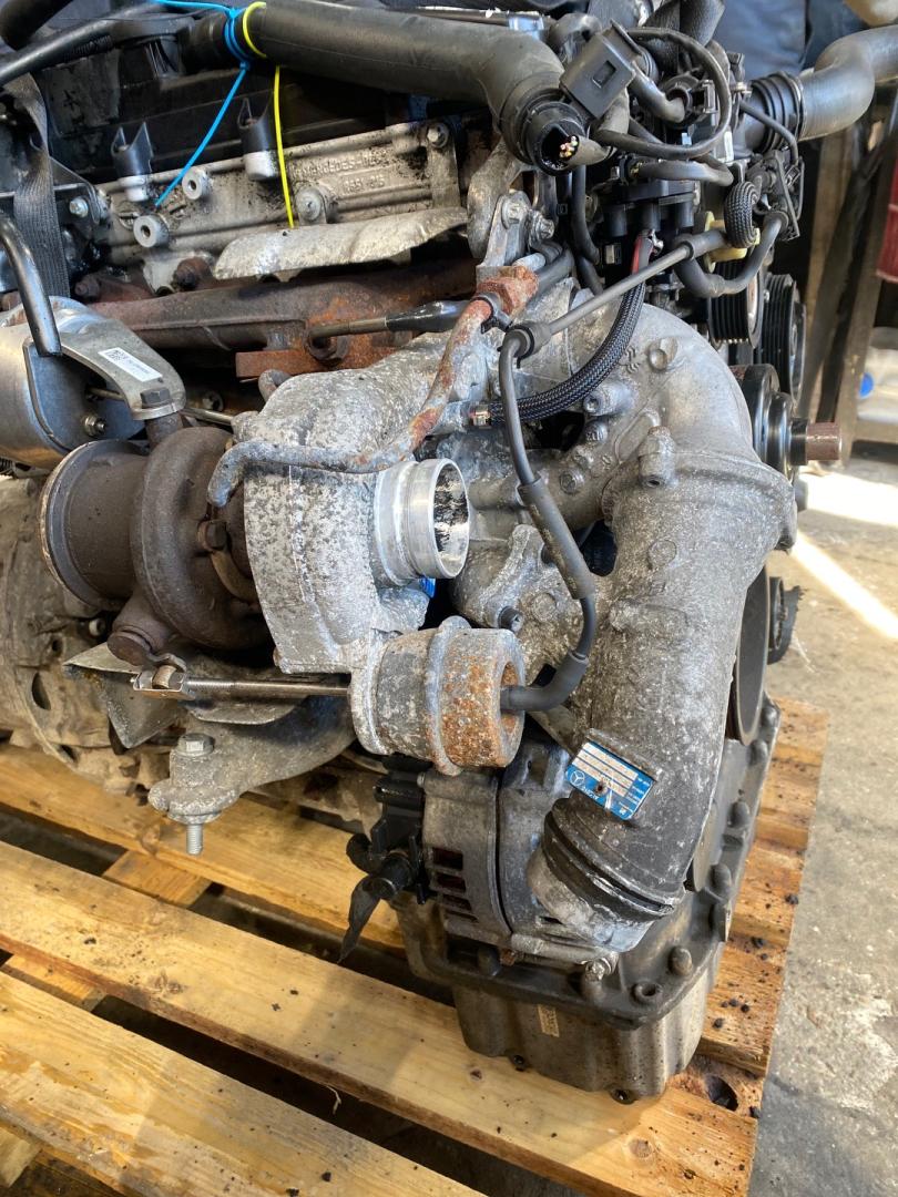 турбина Mercedes-Benz Sprinter 2 поколение (W906) 2013, 2.2 л., дизель, МКПП - фото №1