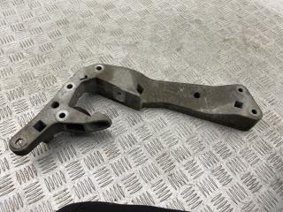 кронштейн КПП BMW 7 серия G11/G12 G11 2018, 3.0 л., B57 D30 A, дизель, АКПП, singapore grau metallic (b41), седан, полный привод, правый руль, 6861583, 6861588, 22326861583